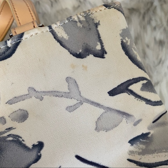 Guess handbag - Picture 7 of 8